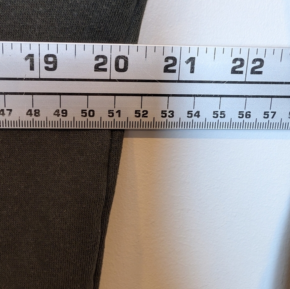 Under Armour Womens Loose Dark Green Hoodie Medium - flaw - Picture 6 of 9